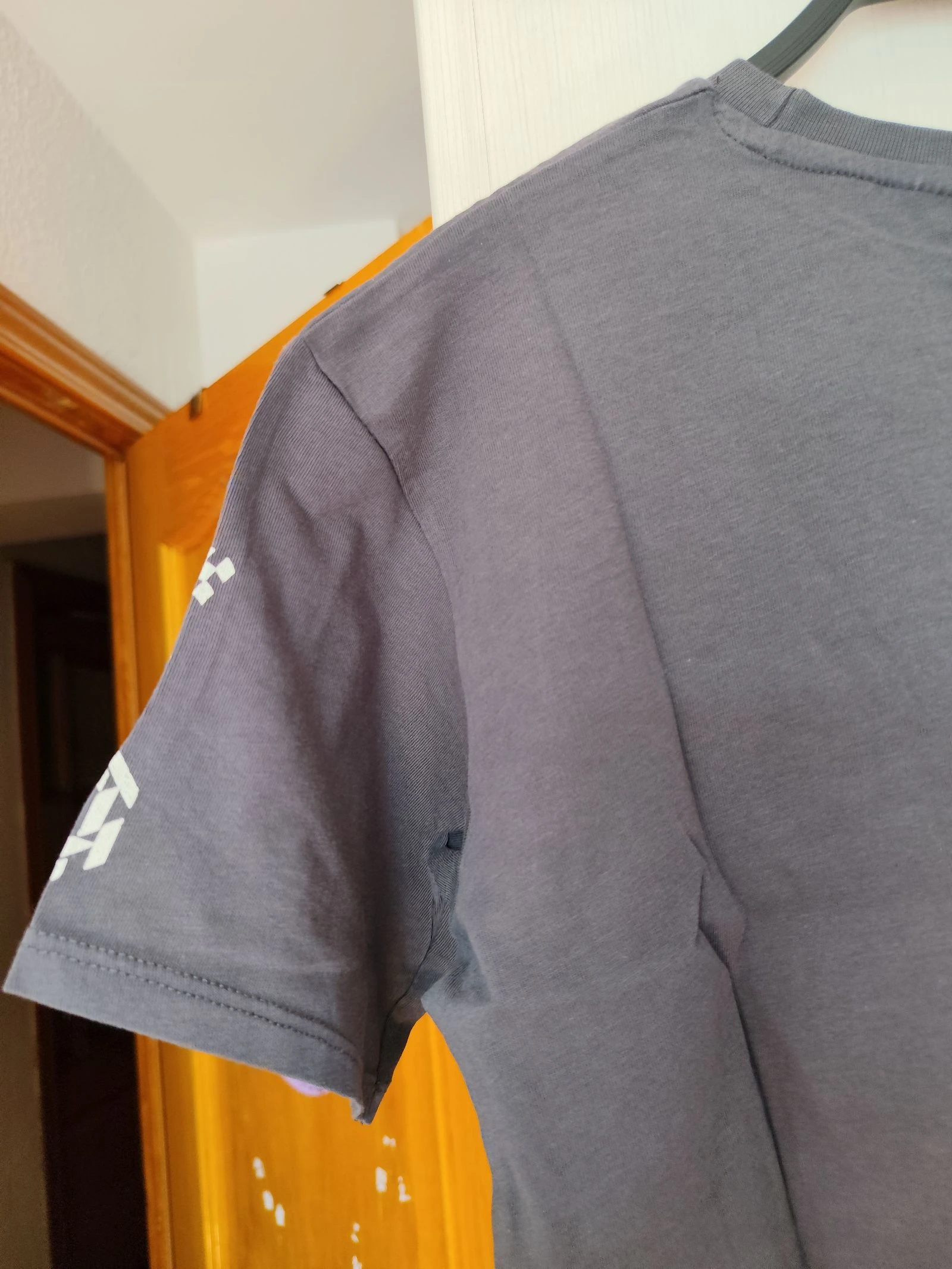 Crop T-shirt Formule 1 H&M Maat 10-12 jaar – photo 7